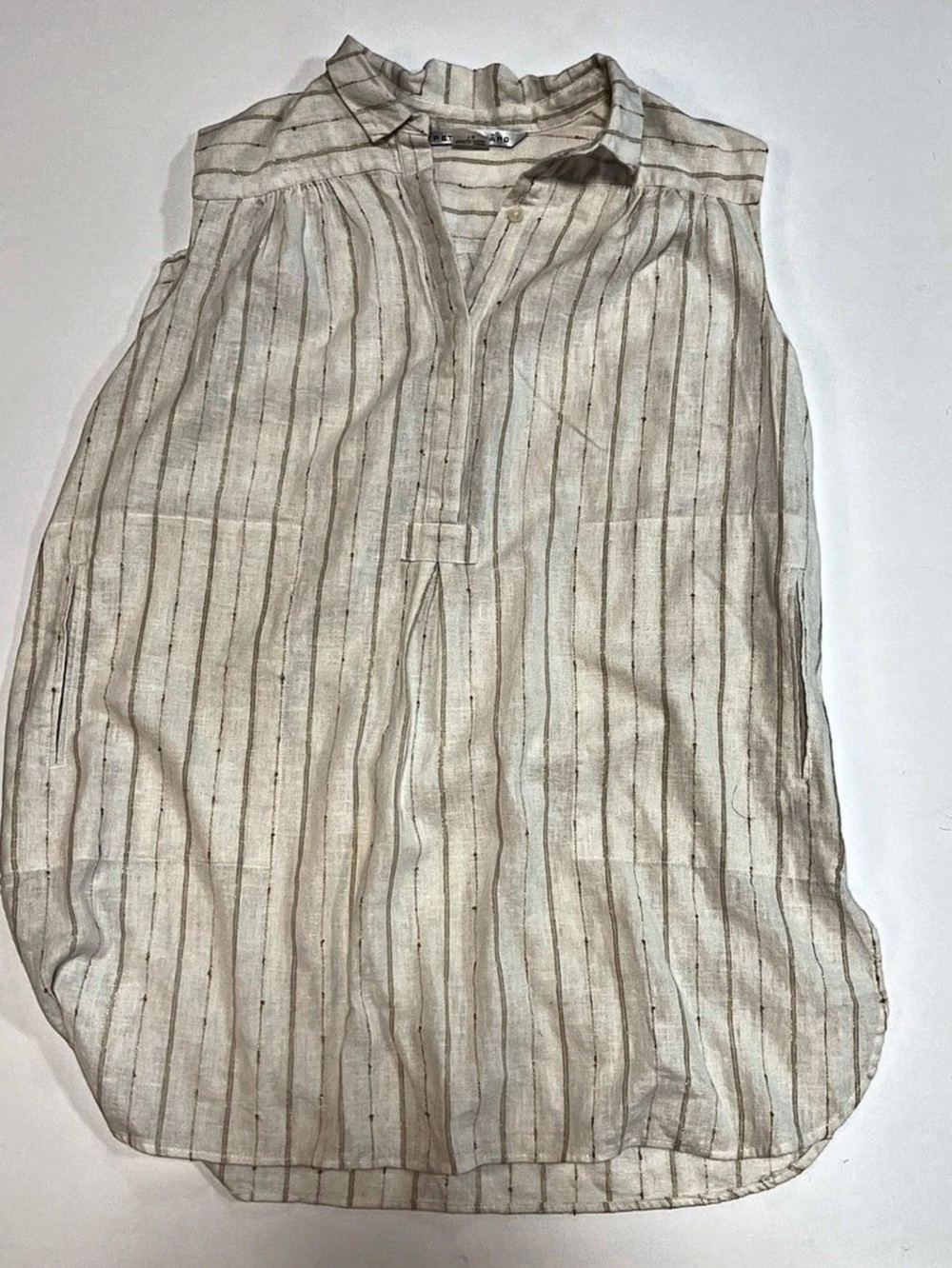 Peter Nygard Striped Blouse in White & Gold Size 12 Like New